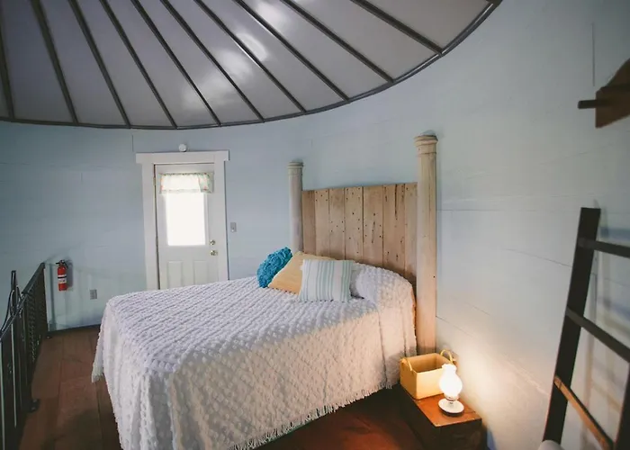 Holiday home Converted Grain Silo For Unique Glamping In Alvin, Illinois *